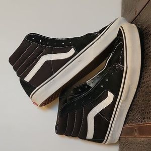 Vans high top sneakers (No Laces) Sz W9.5/M8